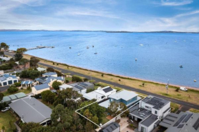Pukeko Beach House, Rhyll